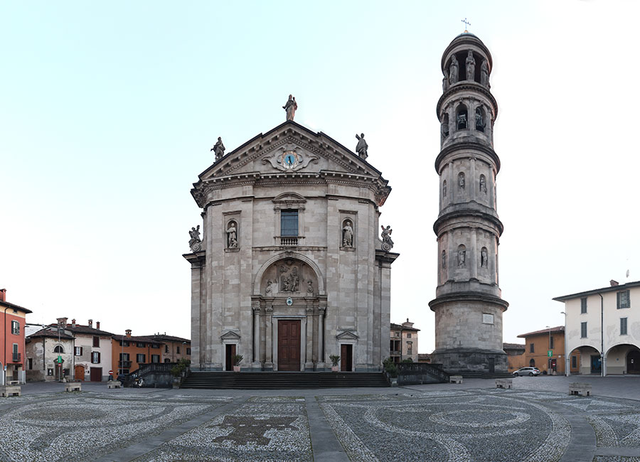 Chiesa dei Santi Nazario e Celso con Torre Campanaria - Parrocchiale di Urgnano